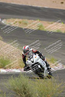 media/Jun-04-2022-WERA (Sat) [[b852bbbd55]]/Race 4 C Superbike Expert Novice/